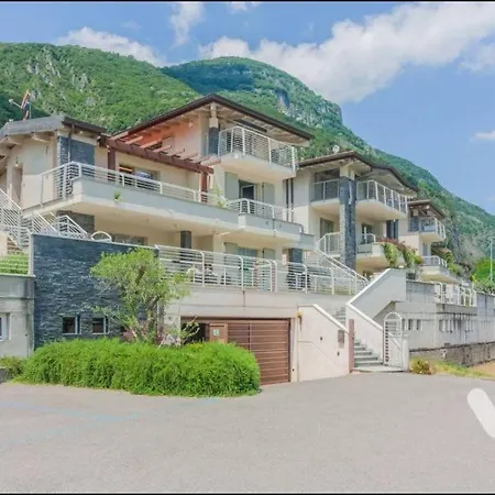 Camelia View Apartment *
